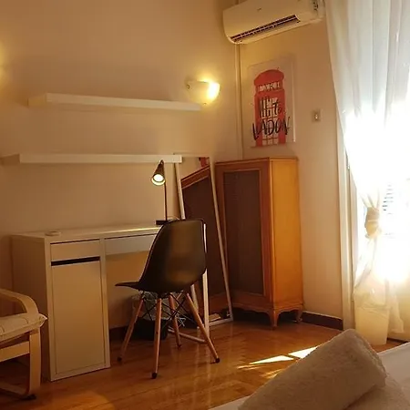Apartment Errathens Vanilla - Center *